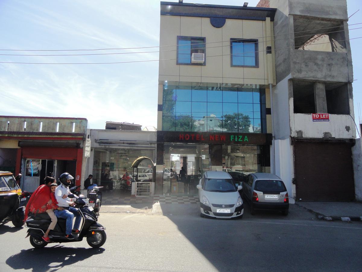 Hotel New Fiza Jammu Exterior foto