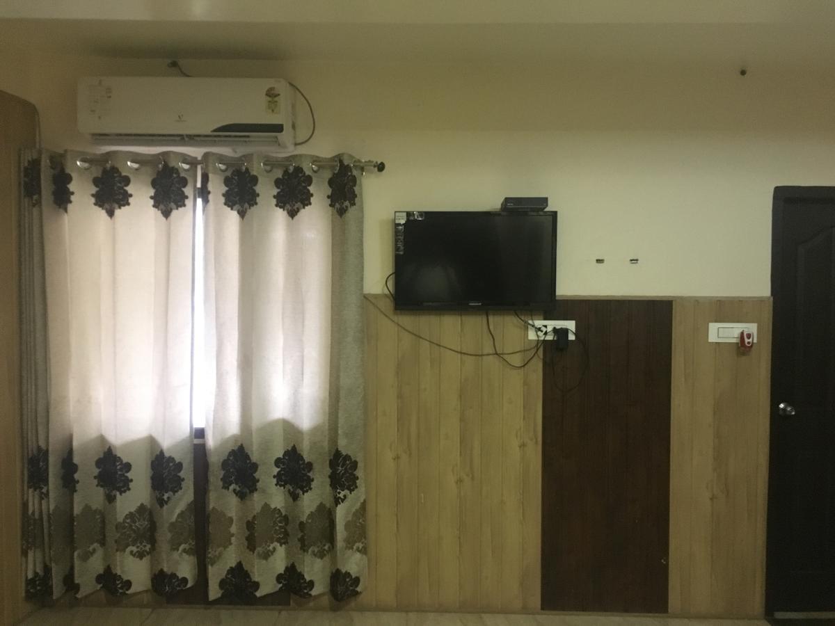 Hotel New Fiza Jammu Exterior foto