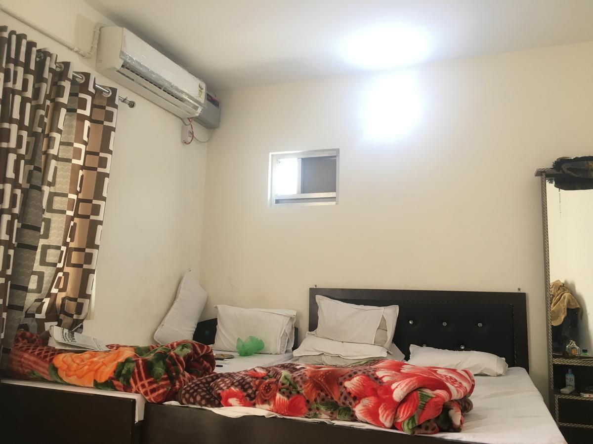 Hotel New Fiza Jammu Exterior foto