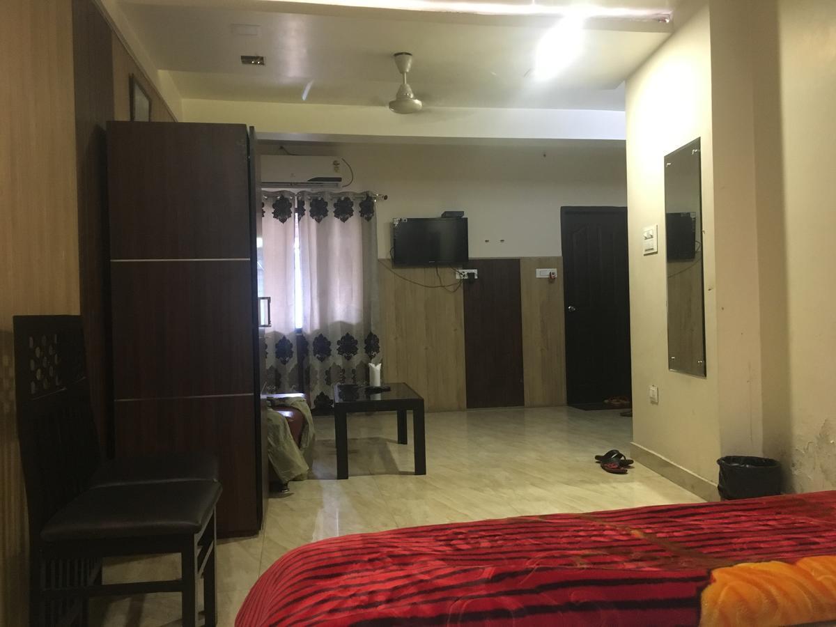 Hotel New Fiza Jammu Exterior foto