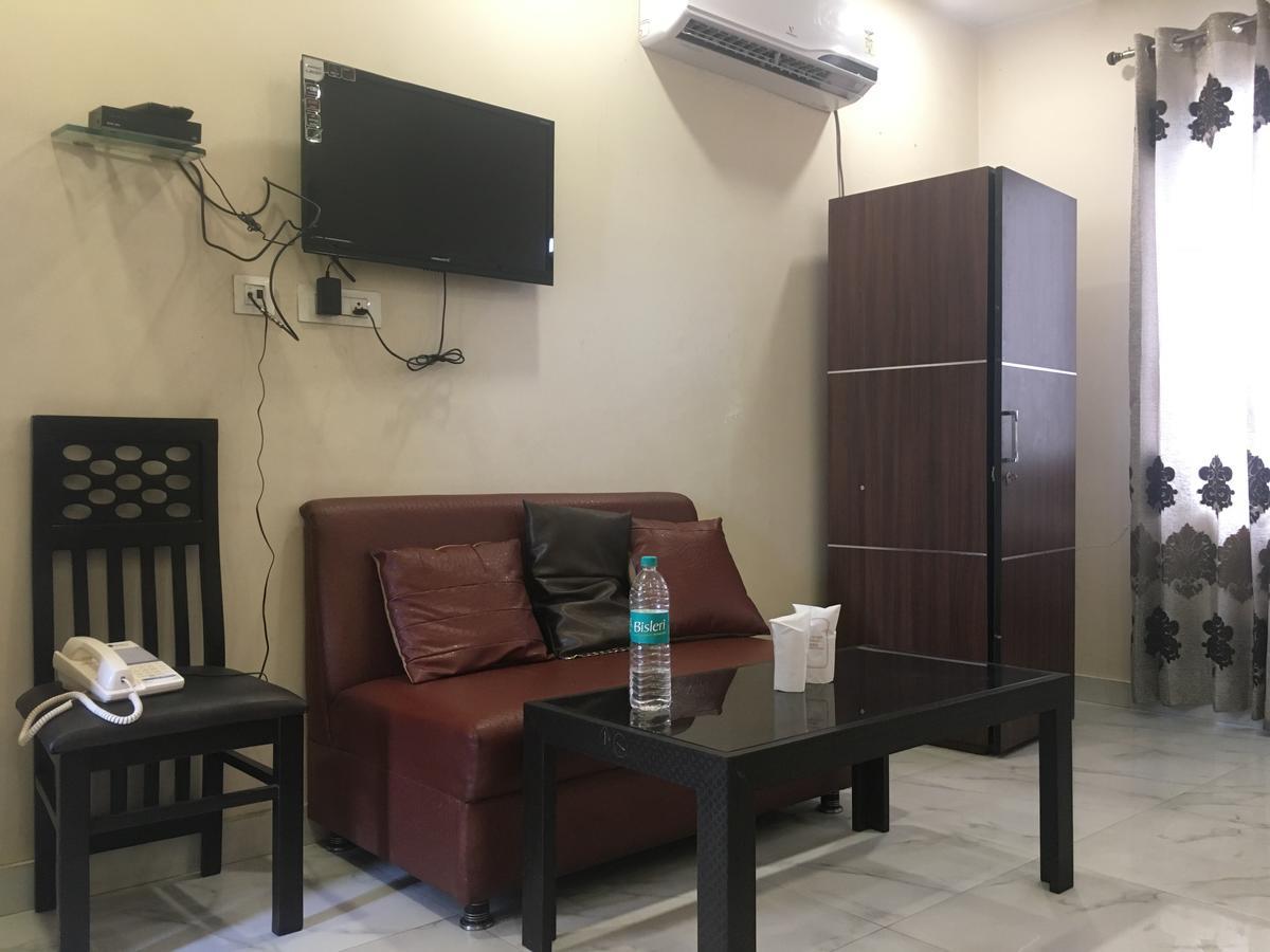 Hotel New Fiza Jammu Exterior foto