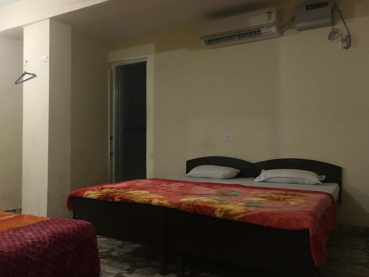 Hotel New Fiza Jammu Exterior foto