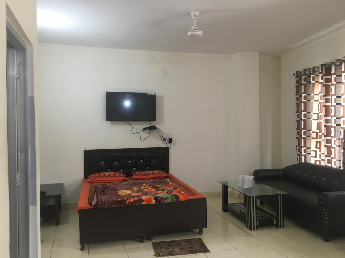 Hotel New Fiza Jammu Exterior foto