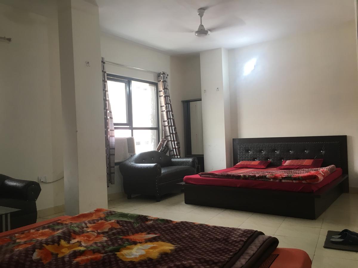 Hotel New Fiza Jammu Exterior foto