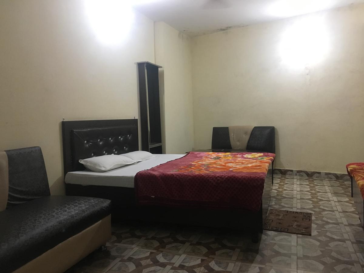 Hotel New Fiza Jammu Exterior foto